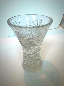 Váza - silné broušené sklo, starožitnost