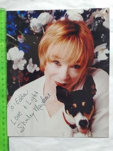 Autogram podpis Shirley Mac Laine (Cena za něžnost-Oscar)