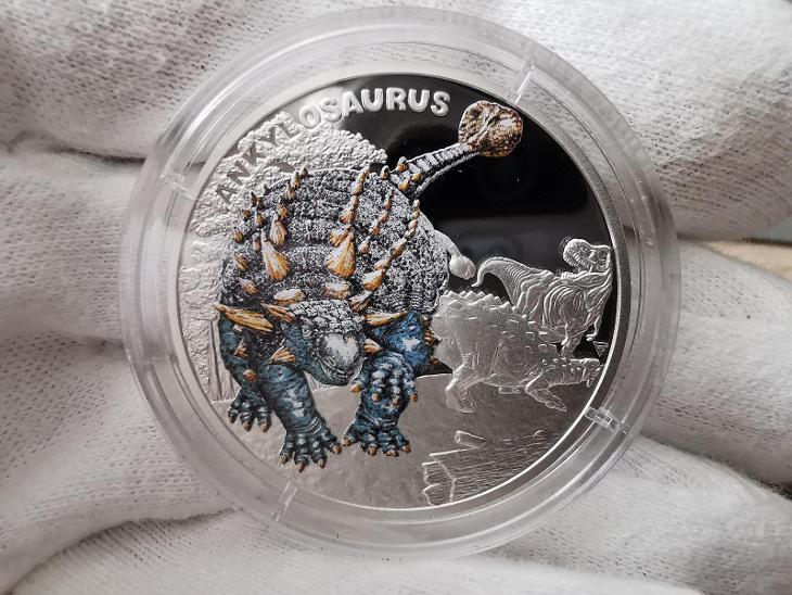 Stříbrná mince Pravěký svět - Ankylosaurus proof - Numismatika