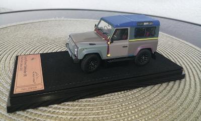 LAND ROVER DEFENDER 90 "Paul Smith" 1/43 Almost Real