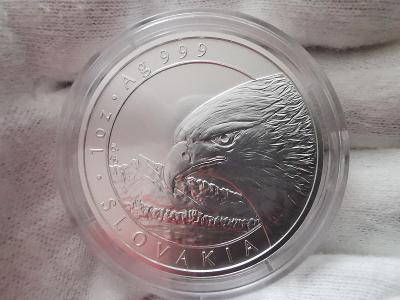 Stříbrná uncová investiční mince Orel 2022 stand