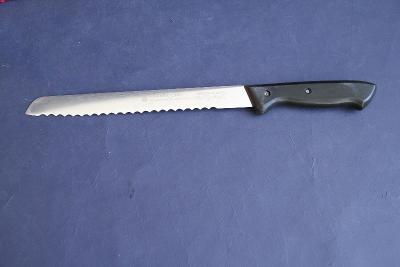 X25. kvalitní nerezový nůž na pečivo značka WMF