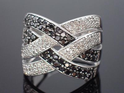 Stříbrný diamantový prsten- 0,97Ct!