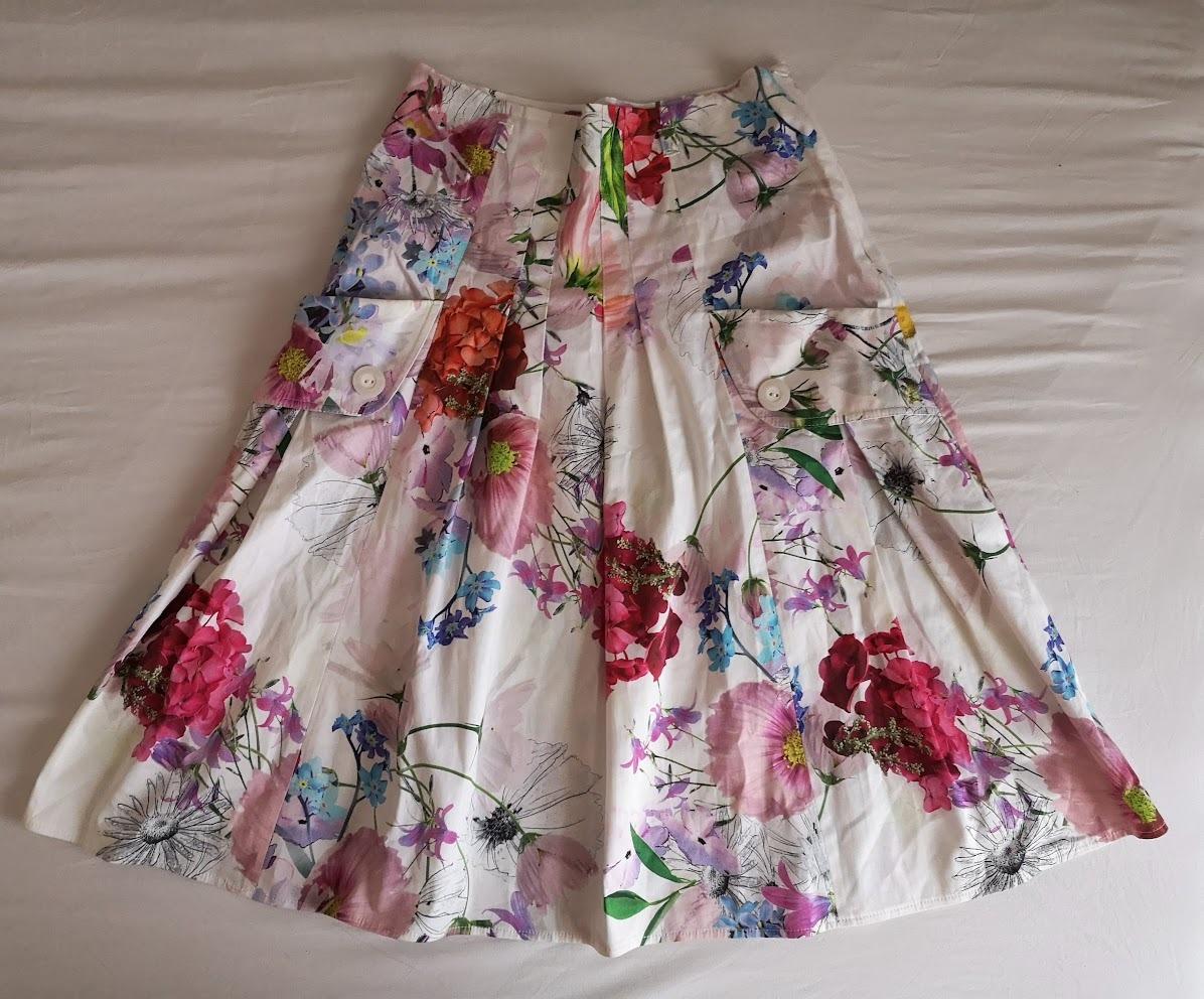 Dámská sukně M - Dámské oblečení