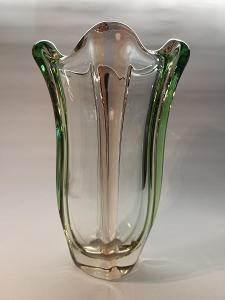 Ohromná skleněná váza, František Zemek, Mstišov