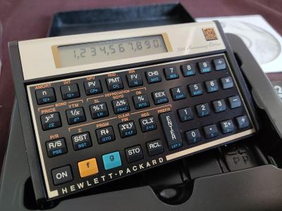 Kalkulátor HP 12c 30TH ANNIVERSARY EDITION FINANCIAL CALCULATOR - NOVÝ