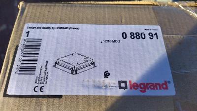 Prodám podlahovou krabici Legrand