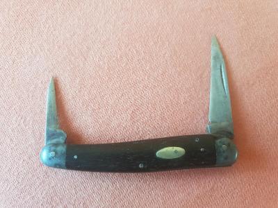 Starý zavírací nůž, nečitelné značení, zbroušen, aukce od 1Kč