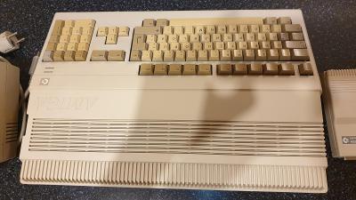 Amiga 500+modulator A520