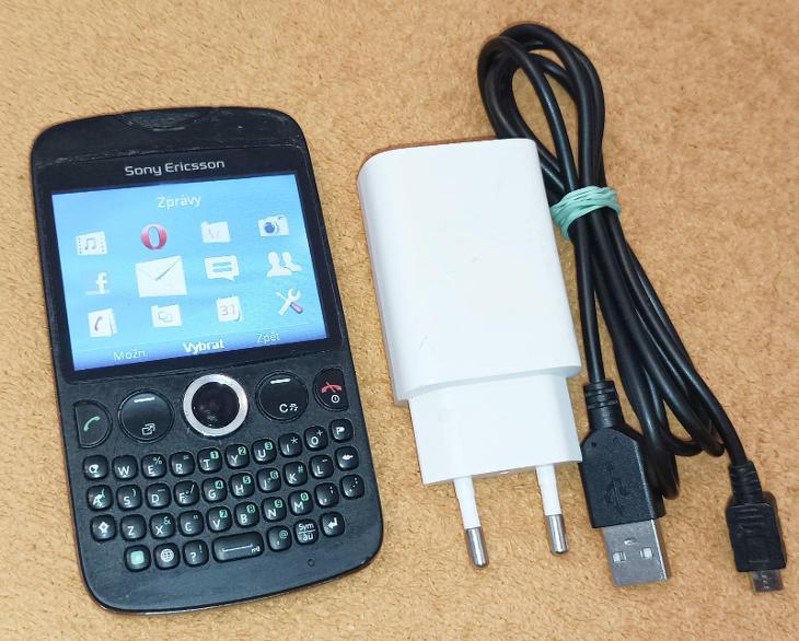 Mobil Sony Ericsson TXT CK13i -zcela funkční a zachovalý !!! - Mobily a chytrá elektronika