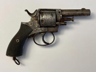 Historický armádní revolver THE BRITISH CONSTABULARY mechanicky pěkný