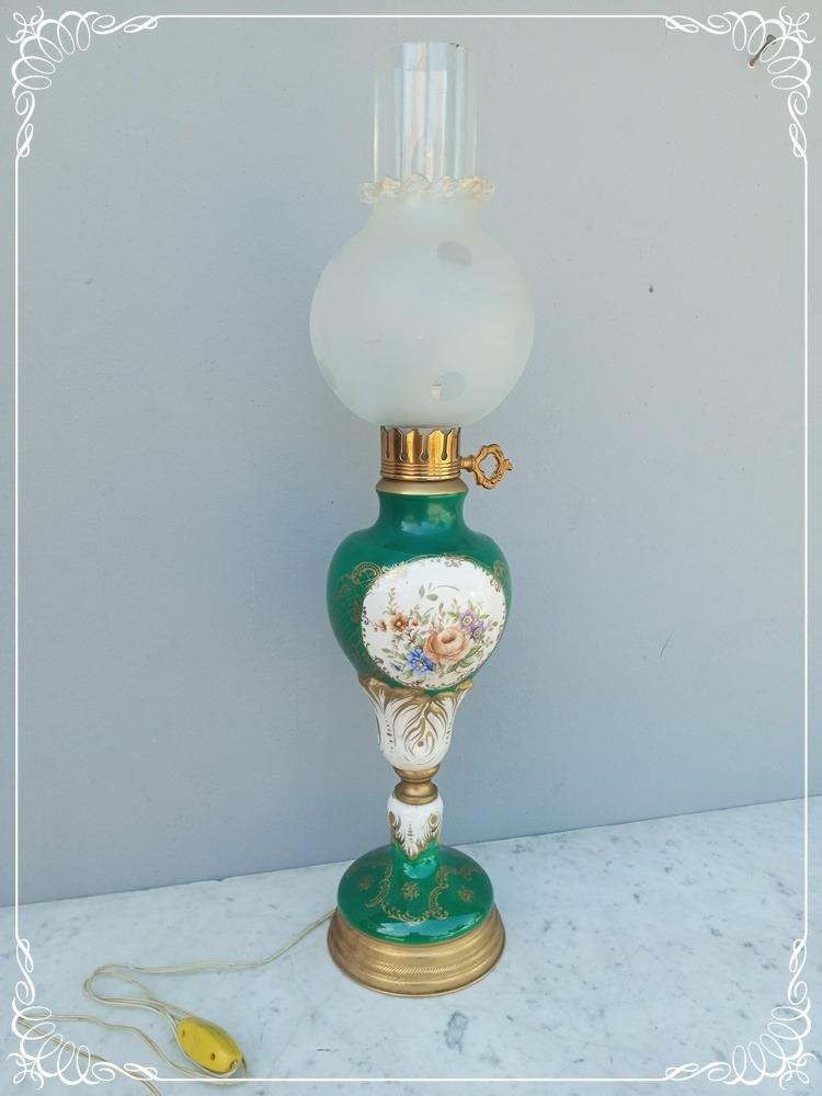 Luxusní porcelánová malovaná lampa zdobená mosazí   - Starožitnosti