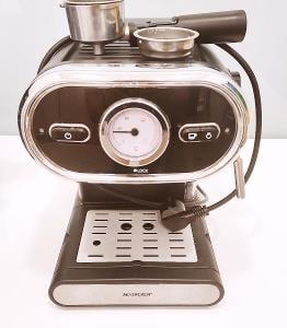 Pákový espresso machine 