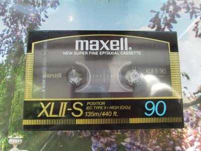 Audiokazeta maxell XLII-S 90 1986-1987 US