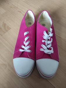 Růžové plátěné boty vel. 39