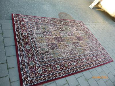 TABRIZ produkce Egypt,neošlapaný koberec ze staré vily,170x230cm