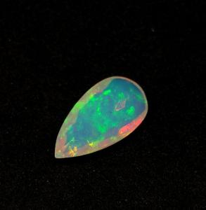 Bílá + Hra barev (Vivid) Crystal Opal - 2,10 ct ALGT Cedtified