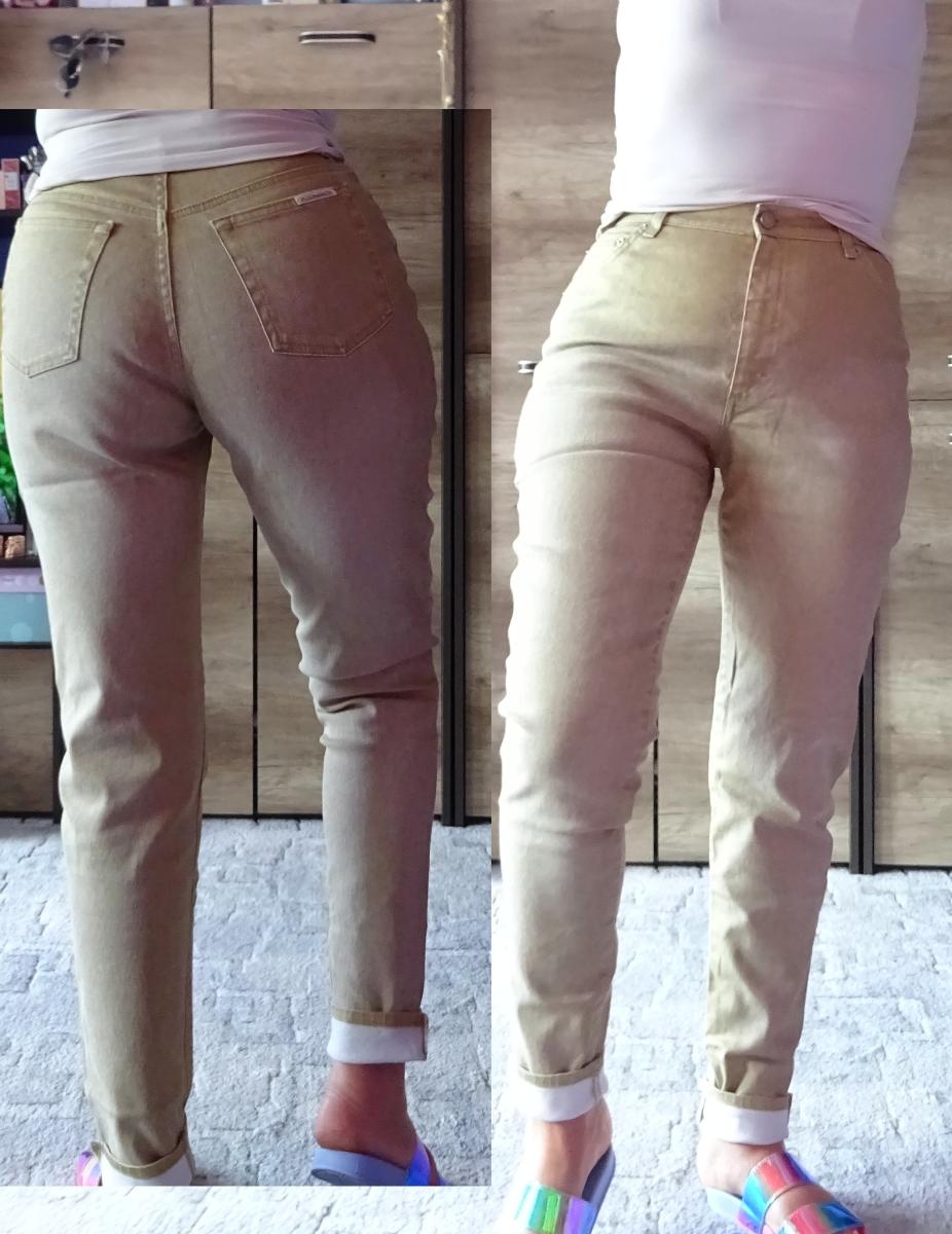 Italy džínsy vysoký pás M/L Zlaté šisovanie Nenosené - Dámske oblečenie