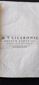 Starožitná kniha přibližně konec 18 století.Marcus Tullius Cicero.