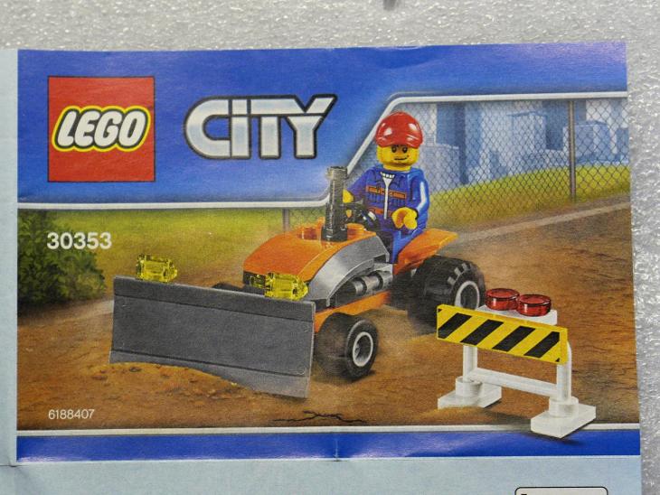 LEGO City 30353 Traktor  - Hračky