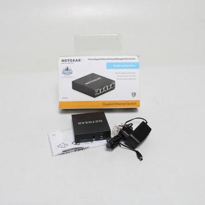 Switch Netgear GS305E-100PES 
