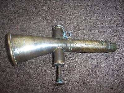 Stará drážní trumpetka značená 