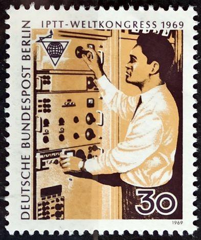 WEST BERLIN: MiNr.344 Middle East Telecomm. Engineer 30pf ** 1969