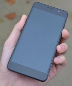 5 palcový telefon Honor 6 s Androidem (nepoužitý,  jen rozbalený)