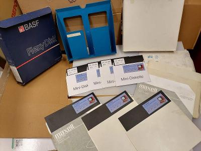 3x 8" diskety + 4x 5,25" diskety + krabičky - nové (3)