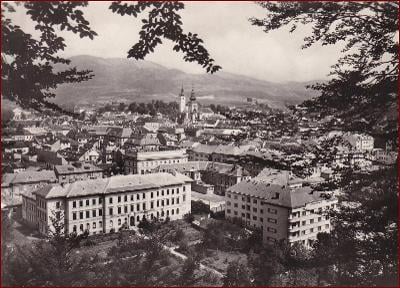 Banská Bystrica * pohled na část města * Slovensko * V1350
