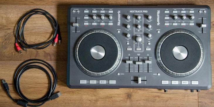 Numark MIXTRACK PRO | Aukro