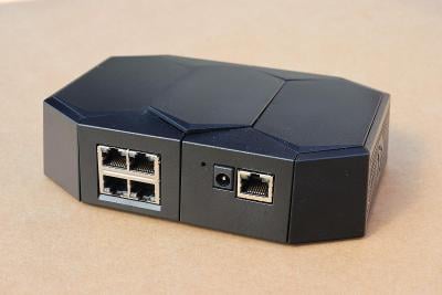 Router Turris MOX (1x Gbit WAN, 4x Gbit LAN, WiFi, USB)