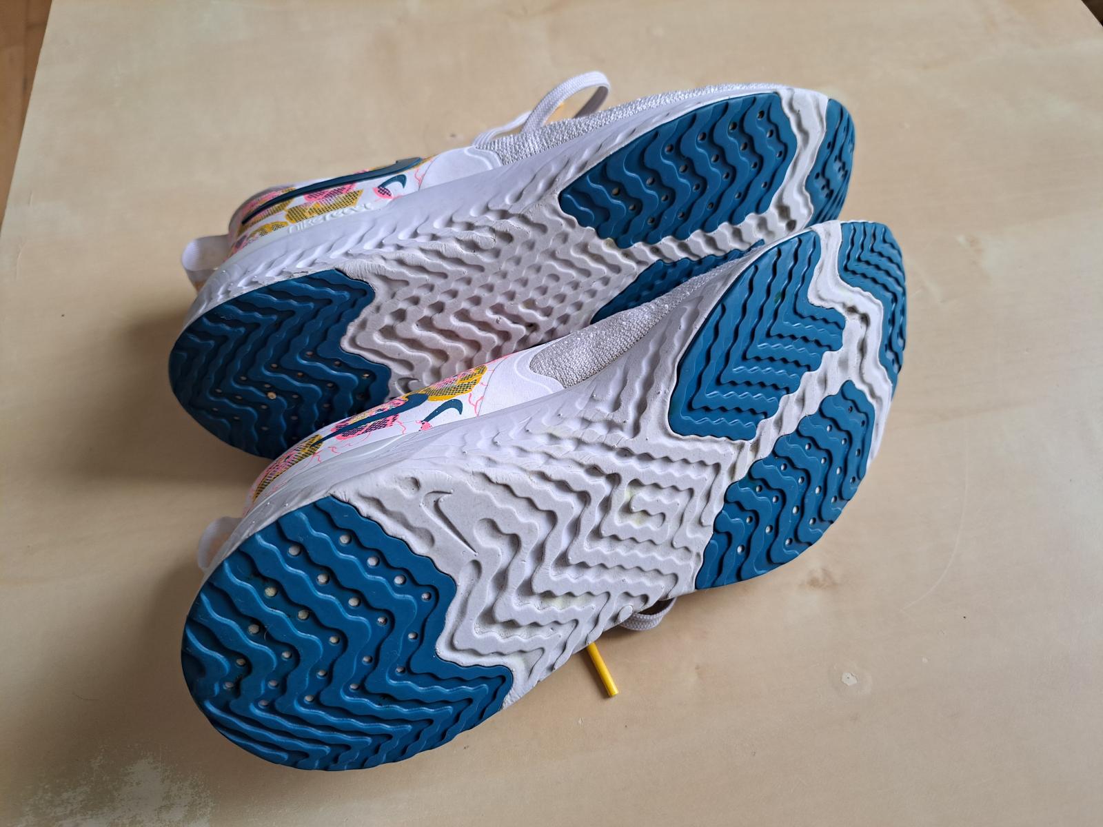 Dámské běžecké boty Nike – Odyssey React 2 / dobrý stav / Vel. 40 - Vybavení na ostatní sporty