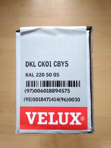Zcela zatemňující roleta VELUX CK01 edice Colour by You
