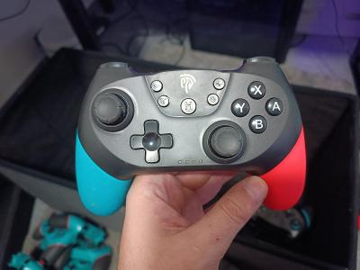Nintendo switch - Gamepad ( controller , ovladač )