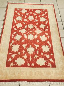 Perský orientální vlněný zakázkový koberec Tabríz s přírodním hedvábím