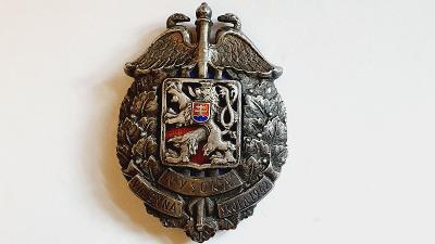 Extrémně vzácné Vysoká vojenná škola 1942 Slovenský odznak Intendant.
