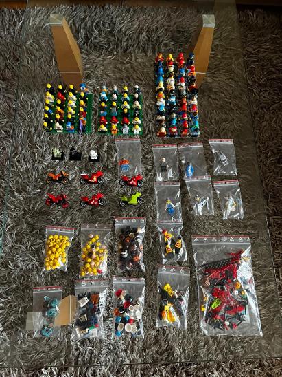 Velký Mix Lego Figurek + Doplňků! - Hračky