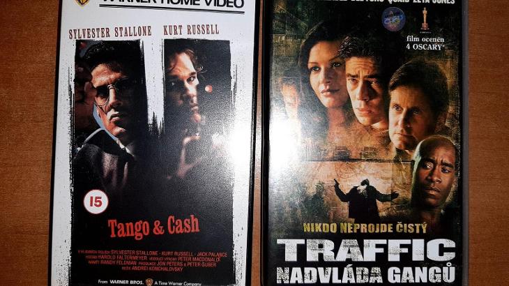 VHS KAZETA : TANGO & CASH , TRAFFIC  NADVLÁDA GANGŮ - Film