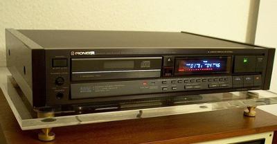PIONEER PD-9010X TOP CD PLAYER