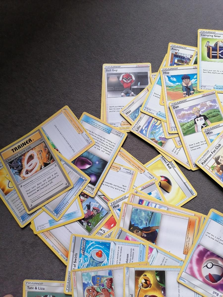 84 kartiček pokemon trainer  - Zábava