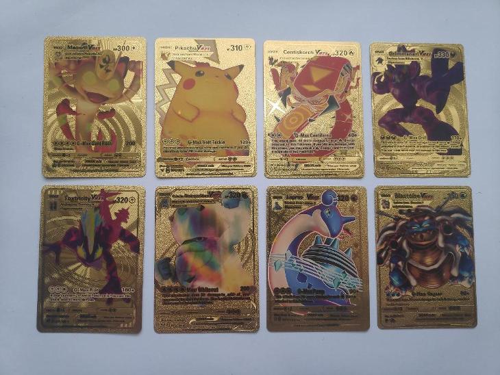 8 x zlatá karta Pokemon Vmax - Zábava