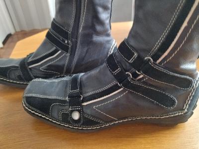 Tamaris pěkné  vyteplene boty minimálně nošené vel 39