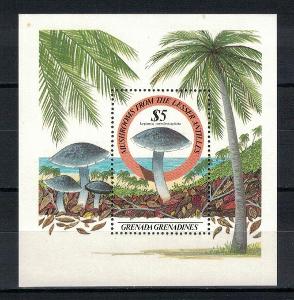Grenadské Grenadiny 1986 "Mushrooms (1986)" Michel BL111