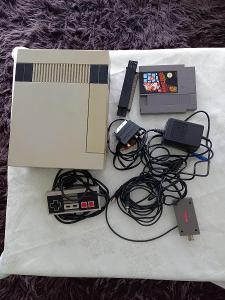 Nintendo NES Entertainment System, ovladač, hra Super Mario NESE 001