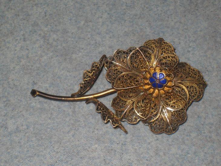 Brož "květina" Ag 830/1000 filigrán, smalt - Starožitné šperky