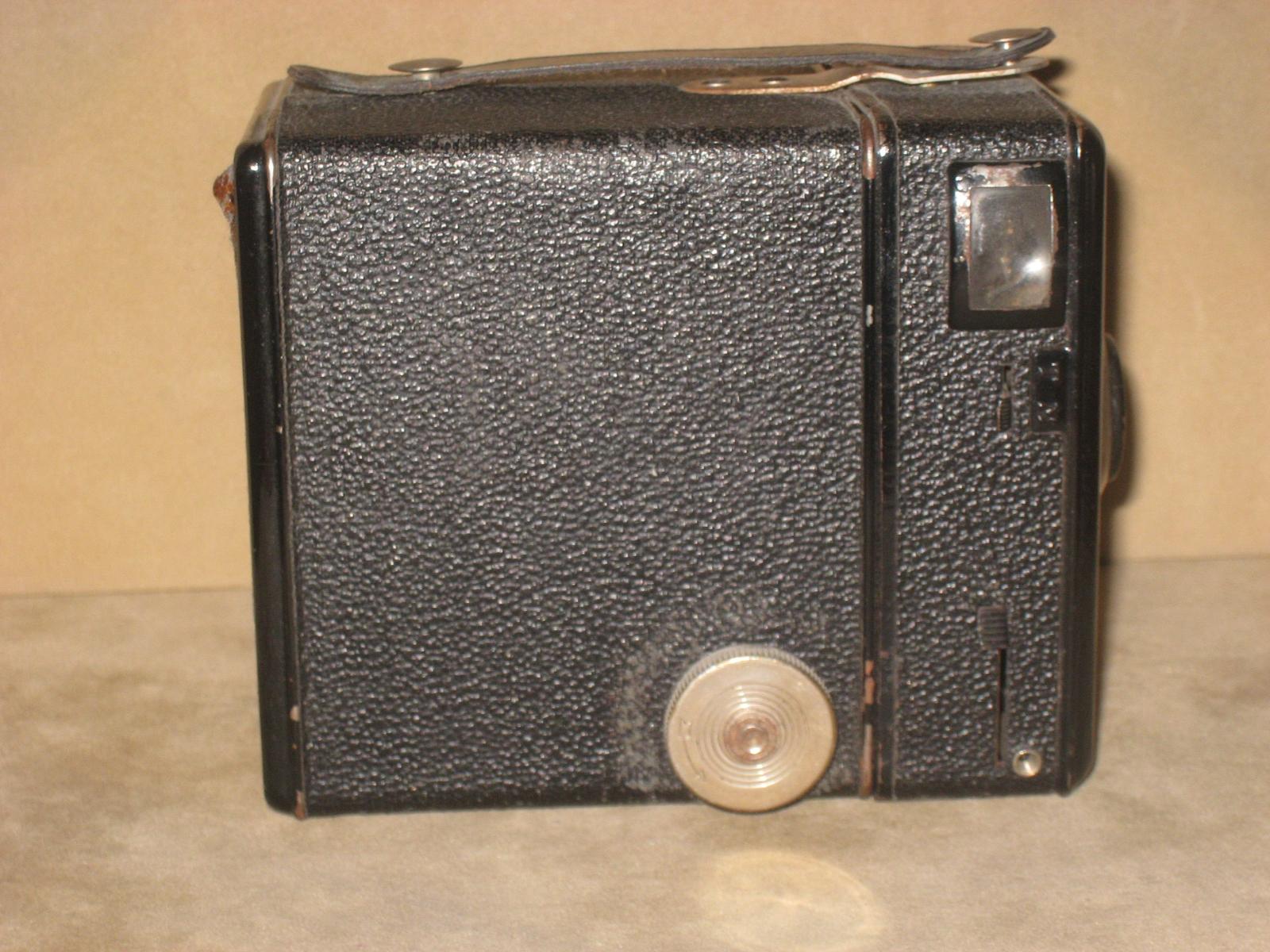 Fotoaparát Kodak Brownie Junior 620 - Elektro