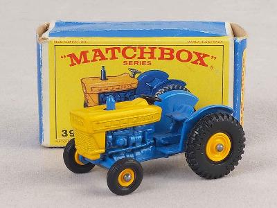 MATCHBOX RW39C FORD TRACTOR - 1967 + ORIGINÁL BOX