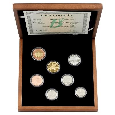 Sada oběžných mincí 2022 proof - dřevěná etue náklad pouze 1250ks
