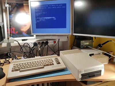 Disketová mechanika Commodore 1541